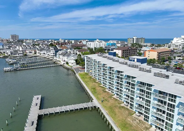 Bay Club By Coolvacay Aparthotel 3*