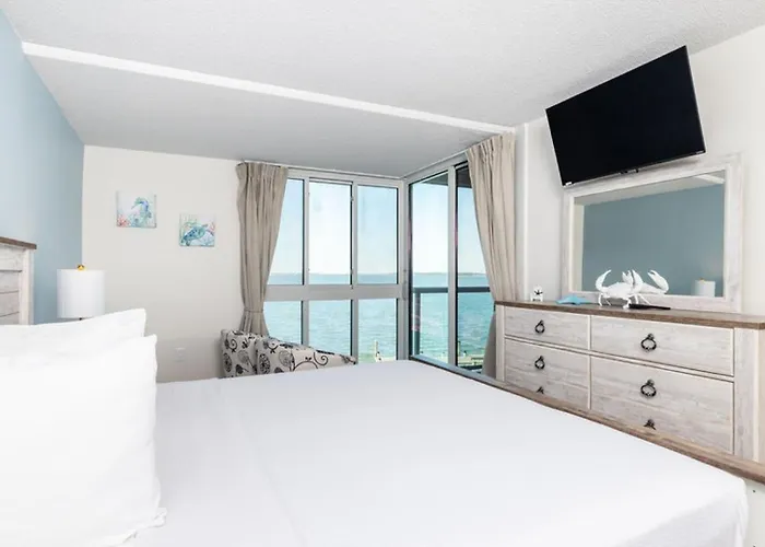 Bay Club By Coolvacay Aparthotel 3*