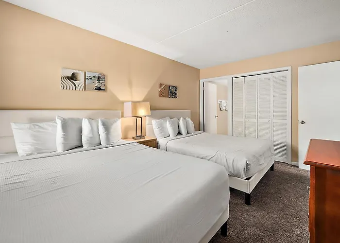 Bay Club By Coolvacay Aparthotel 3*